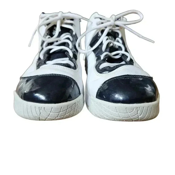 Men's Adidas True Team Mid Basketball Shoe - Picture 4 of 8